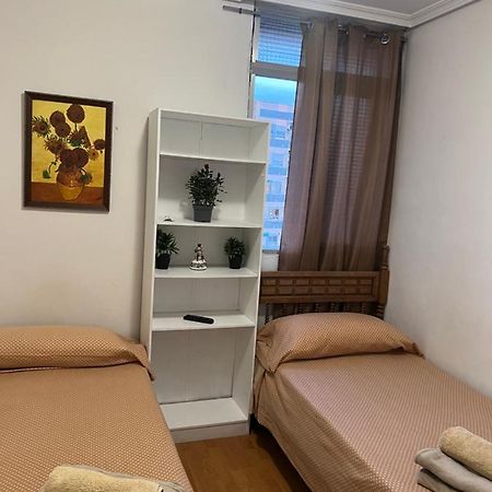 Malvarrosa Simple Shared Home فالنسيا المظهر الخارجي الصورة