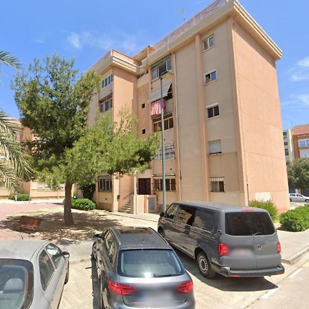 Malvarrosa Simple Shared Home فالنسيا المظهر الخارجي الصورة